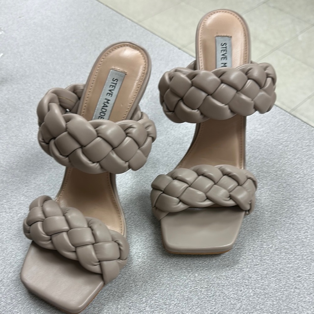 Steve Madden Women's Braided Tan Sandals
